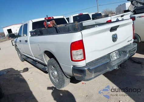 2022 Ram 2500 Tradesman 4X4 8' Box z USA, uszkodzony, nr VIN 3C7WR5HJ2NG272971